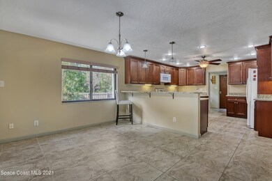 2502 Meadow (17)