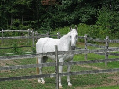 2660 West St, Wrentham, MA 02093 - photo 5