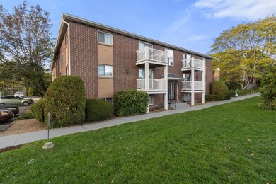 596 Boston Post Rd E unit 23, Marlborough, MA 01752 - photo 2