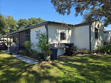 911 Birdie Ct, Winter Haven, FL 33881 - photo 3