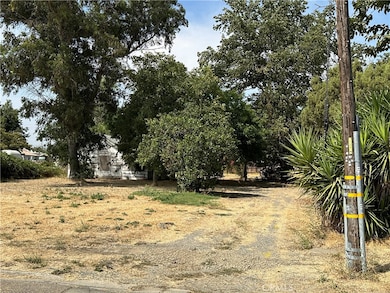 125 Vine St, Willows, CA 95988 - photo 3