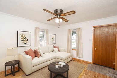 4513 SW 3rd St, Des Moines, IA 50315 - photo 7