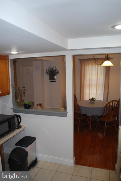 204 Arbour Ct, North Wales, PA 19454 - photo 7