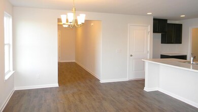 Robie-A-2362_Park-West-EXP-Lot-241_Dinin