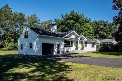 266 Vly Rd, Schenectady, NY 12309 - photo 2