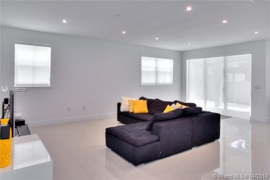 11284 NW 46th Ln, Doral, FL 33178 - photo 7