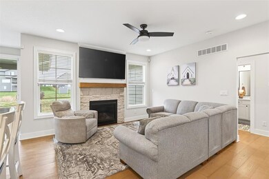 705 35th St SW, Altoona, IA 50009 - photo 6