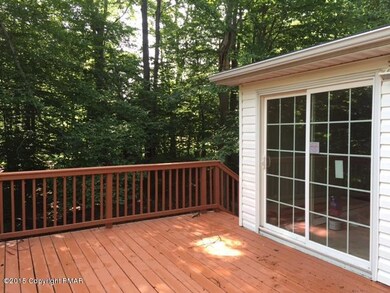 8222 Natures Dr, Tobyhanna, PA 18466 - photo 5