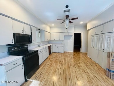 220 E Bertheaud Ave, Opelousas, LA 70570 - photo 5