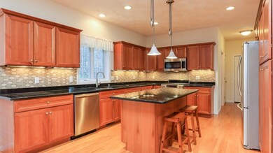 13 Morse Cir, Shirley, MA 01464 - photo 6