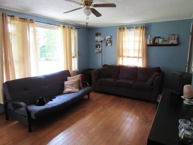 15 New Athol Rd, Orange, MA 01364 - photo 2