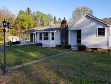 752 Swaggertown Rd, Schenectady, NY 12302 - photo 2