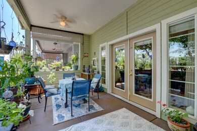 123 N 6th St, Central Point, OR 97502 - photo 3