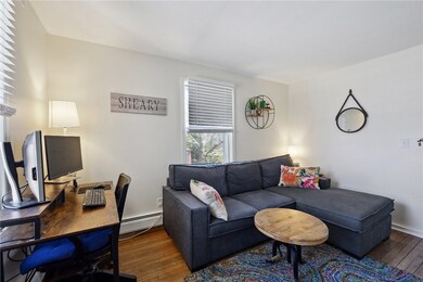 542 Angell St unit 4, Providence, RI 02906 - photo 4