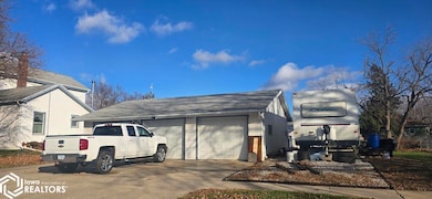 1222 W 2nd St, Boone, IA 50036 - photo 3