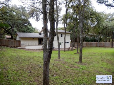 108 Ridgeway Dr, San Marcos, TX 78666 - photo 4