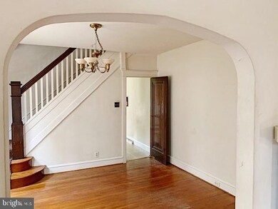 713 Crescent Ave, Reading, PA 19605 - photo 6