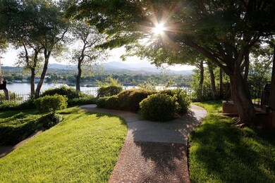 View-1-1500