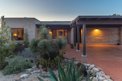 Huge carport w Storage room area