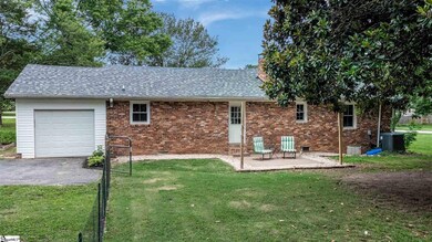 1 Fairlane Dr, Mauldin, SC 29662 - photo 3