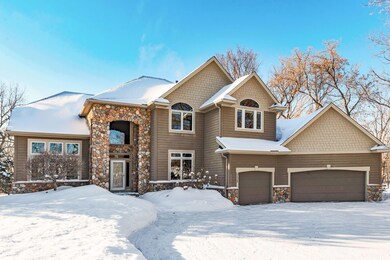 27585 Brynmawr Place, Excelsior, MN 55331 - photo 2