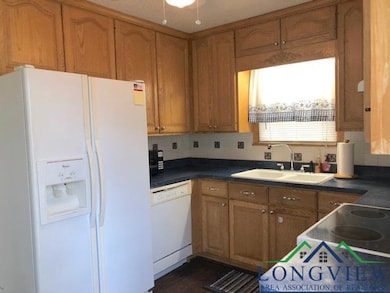 3026 Broadway Blvd, Kilgore, TX 75662 - photo 7