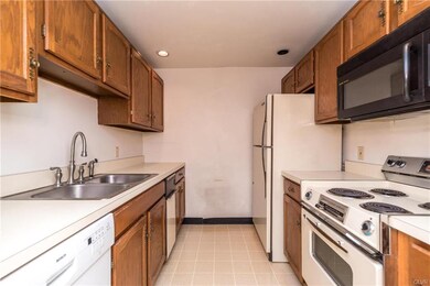 77 W Broad St, Bethlehem, PA 18018 - photo 4