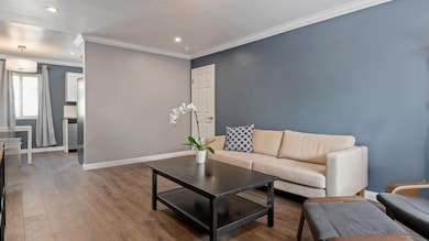 1720 Chapala St unit 5, Santa Barbara, CA 93101 - photo 2