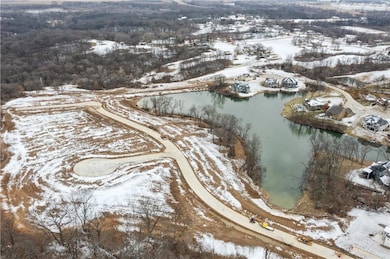 5736 Arbor Hills Ct, Pleasant Hill, IA 50327 - photo 2