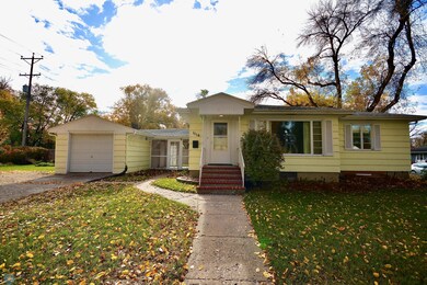 1114 15th Ave N, Fargo, ND 58102 - photo 2