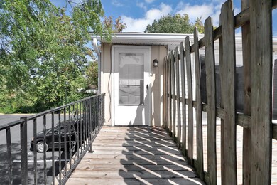 25-web-or-mls-3829-charbonnett-ct-7a