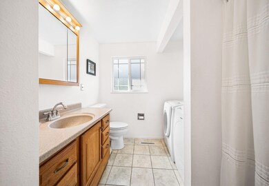 8221 Colonial Way, Central Point, OR 97502 - photo 7