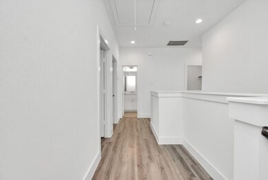 9025 Laverne Oak Ln, Houston, TX 77080 - photo 5