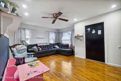 06-3524-W-Saginaw-St-Lansing-MI-48917-Wi