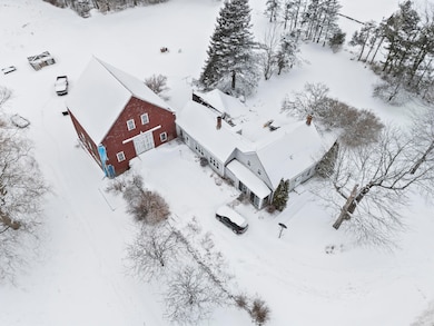 712 River Rd_171