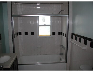 18 Elizabeth St, Lynn, MA 01905 - photo 5