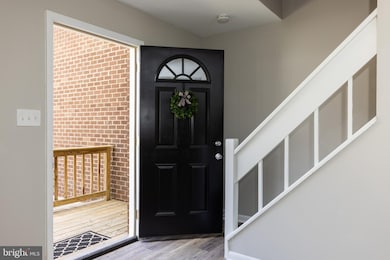 207 W Edgewater Way, Newark, DE 19702 - photo 2