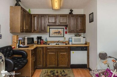 8100 E 5th Ave Anchorage AK-small-006-Ki