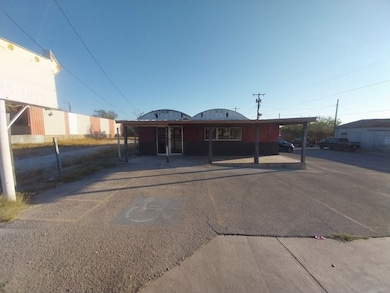 1308 Main St, Eagle Pass, TX 78852 - photo 2
