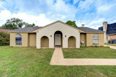 6430 Pirtlewood Cir, Houston, TX 77088 - photo 4