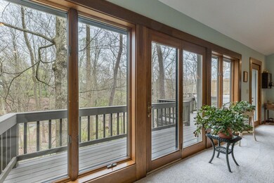 635 E Cooke Rd, Columbus, OH 43214 - photo 5