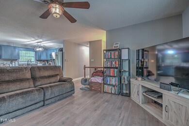 101 Sapling Grove DB-7