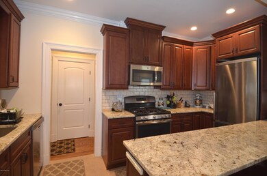 10 Sherwood Ave, Greenwich, CT 06831 - photo 7