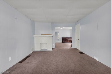 8006 Maryland Ave, Cleveland, OH 44105 - photo 4