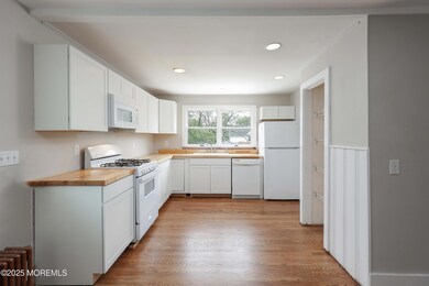 87 Avenue of Two Rivers unit 2, Rumson, NJ 07760 - photo 3