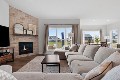 2652 Chambers Crossing, Suamico, WI 54313 - photo 4