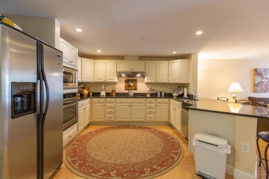 Grand Victorian 407-2