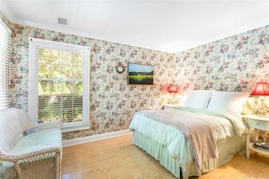 520 Hampton Rd unit 17, Southampton, NY 11968 - photo 5