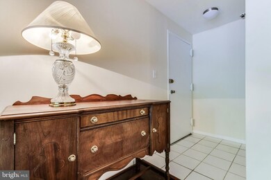 10720 West Dr unit 104, Fairfax, VA 22030 - photo 7