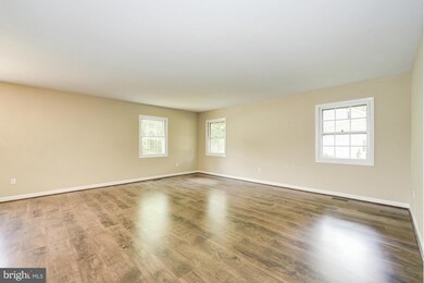 4005 Welsley Ln, Bowie, MD 20715 - photo 5